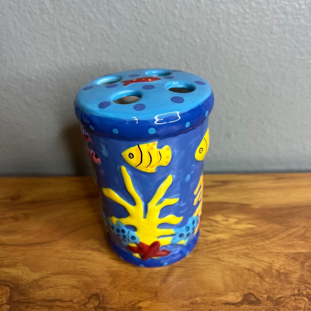 Cathie Maney Southern Seas Ceramic Toothbrush Holder Blue Fish Tropical Vintage‎